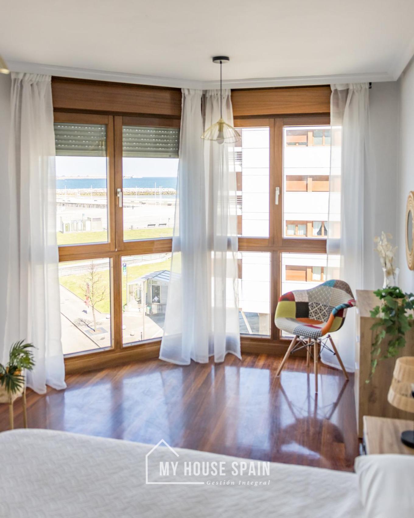 Myhousespain - Playa De Poniente, Con Vistas Al Mar Y Parking Gratuito กิฮอน ภายนอก รูปภาพ